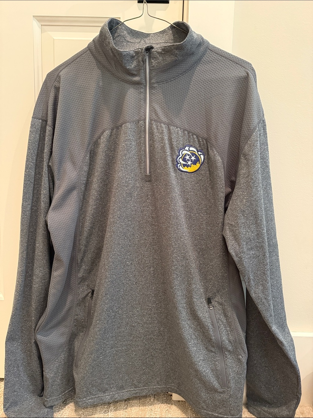 Men's Gray Performance Quarter-Zip Pullover Jacket